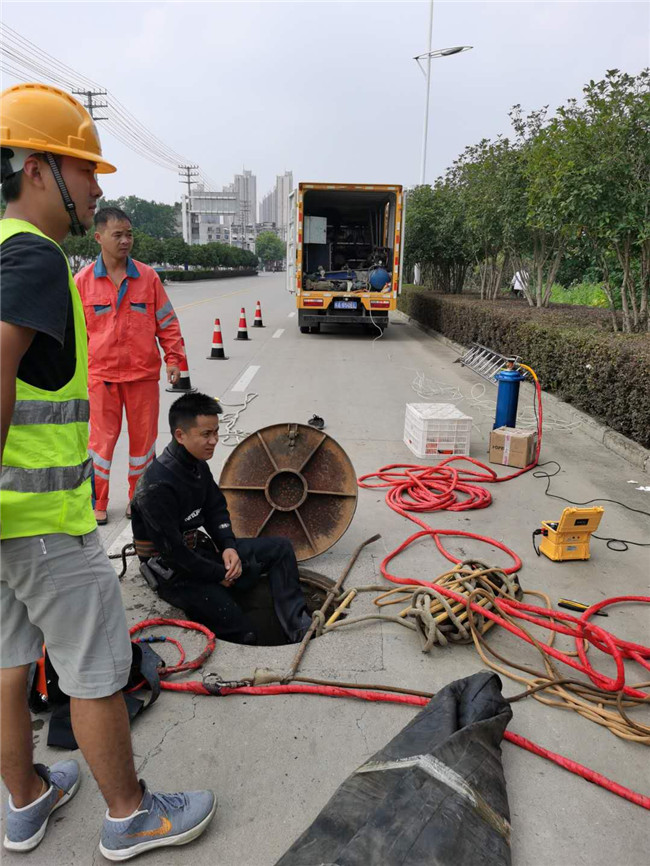 杨林街道翻衬法管道修复技术主要工序
